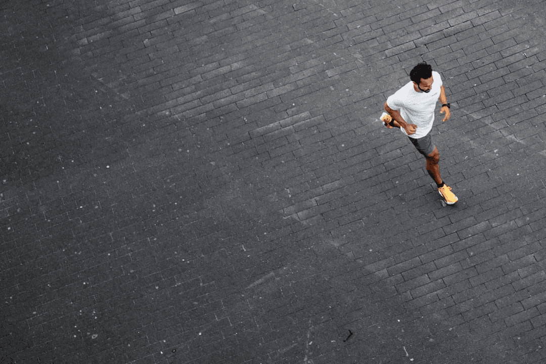 10 tips voor het verbeteren van hardloopprestaties voor HYROX